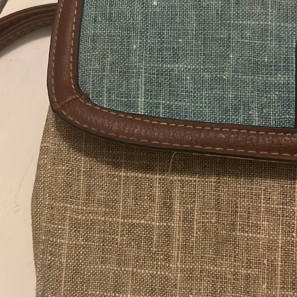 Merona hand clutch bag . Good condition. Preowned . 10 x 6.5 inches - Picture 6 of 10